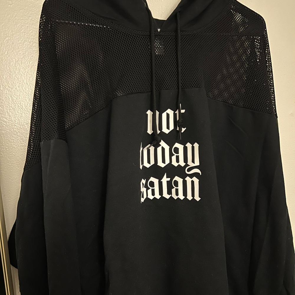 Mesh shoulder hoodie